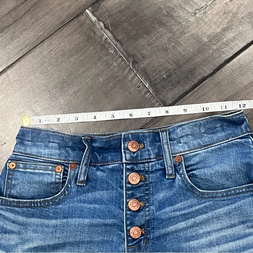 Madewell High Rise Button-Fly Denim Shorts - Size 24 - Picture 6 of 11